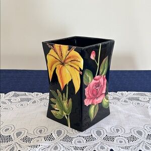 Vintage Pacific Rim Vase black floral hand painted H 8.25 in top 5 x 5 in